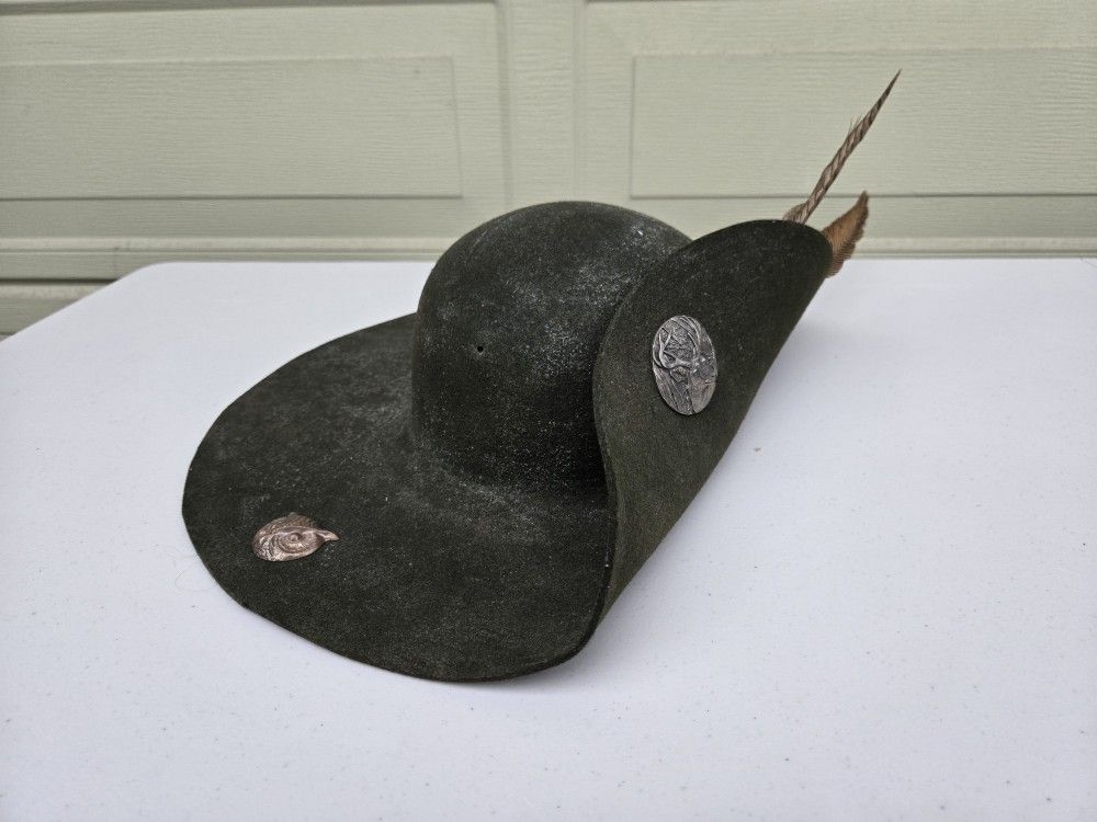 Musketeer Hat