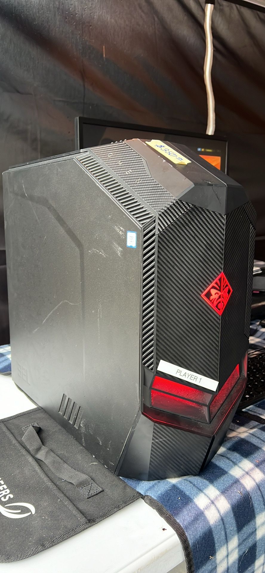 HP Omen Gaming PC 880-P1XX
