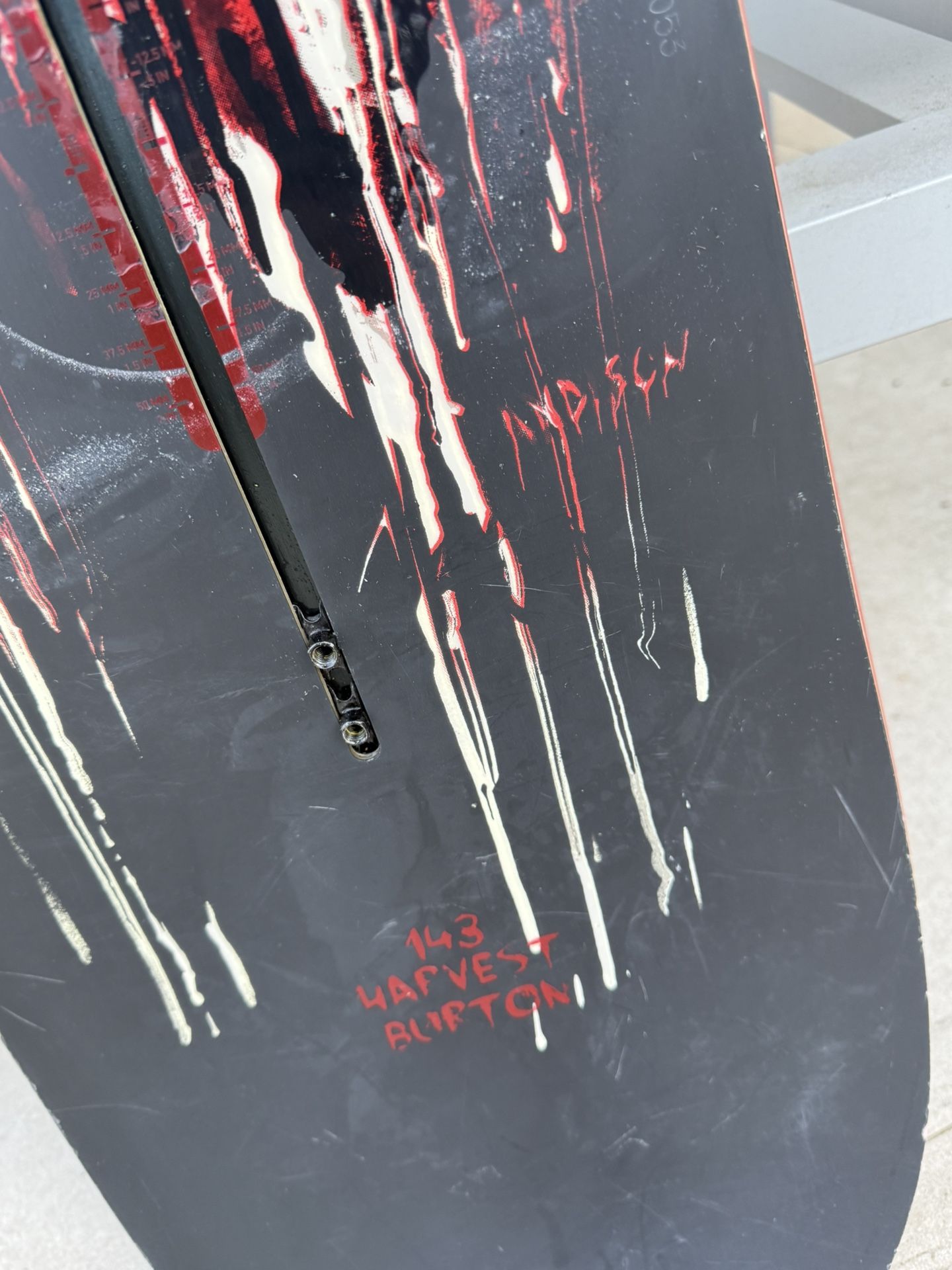 Burton Snowboard The Harvest 143 for Sale in Costa Mesa, CA - OfferUp