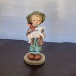 Hummel Goebel " The Lost Sheep " Figurine