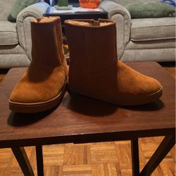 Girls Boots Size 1