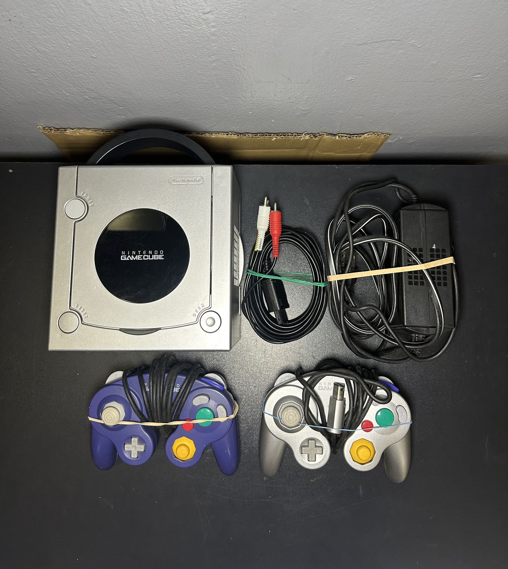 Nintendo GameCube Console Platinum Tested Working Cables 2 oem controllers