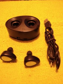 Bluetooth earbuds
