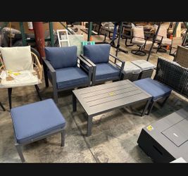 New set of 5pc outdoor set in navy blue