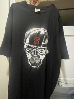 San Francisco Giant Skull Shirt ( 2XL ) $10