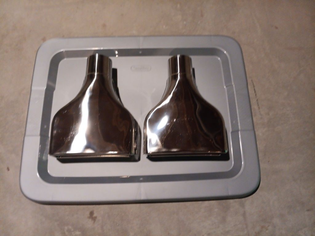 OEM Style Camaro
Exhaust Tips