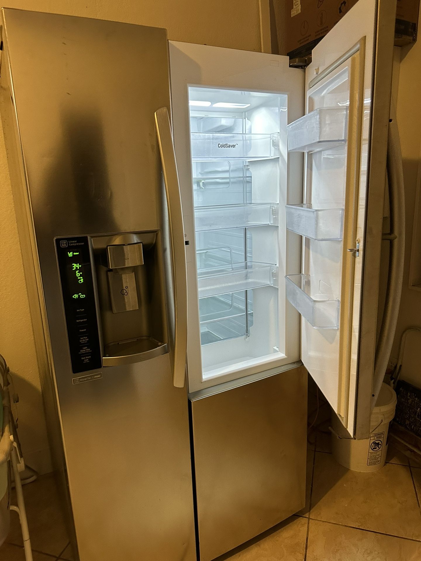 Refrigerador LG De Tres Puertas
