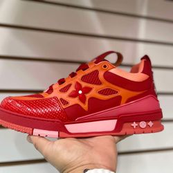 Shoes LOUIS VUITTON 👟