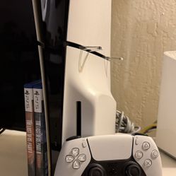 Play station 5 + Game Bundles