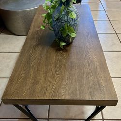 MODERN Coffee Table & MORE MUST GO 