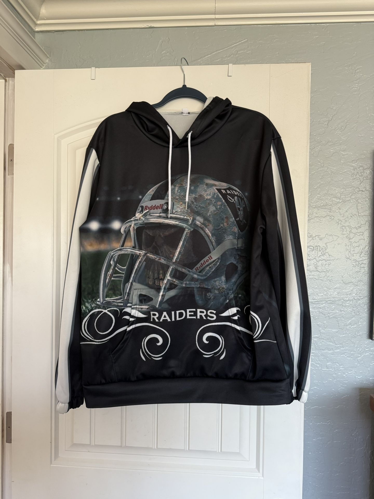 Brand New Raider Hoodie Size L