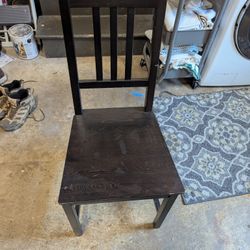 Small Wood chair - Black