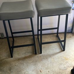 Set Of 2 Bar Stools