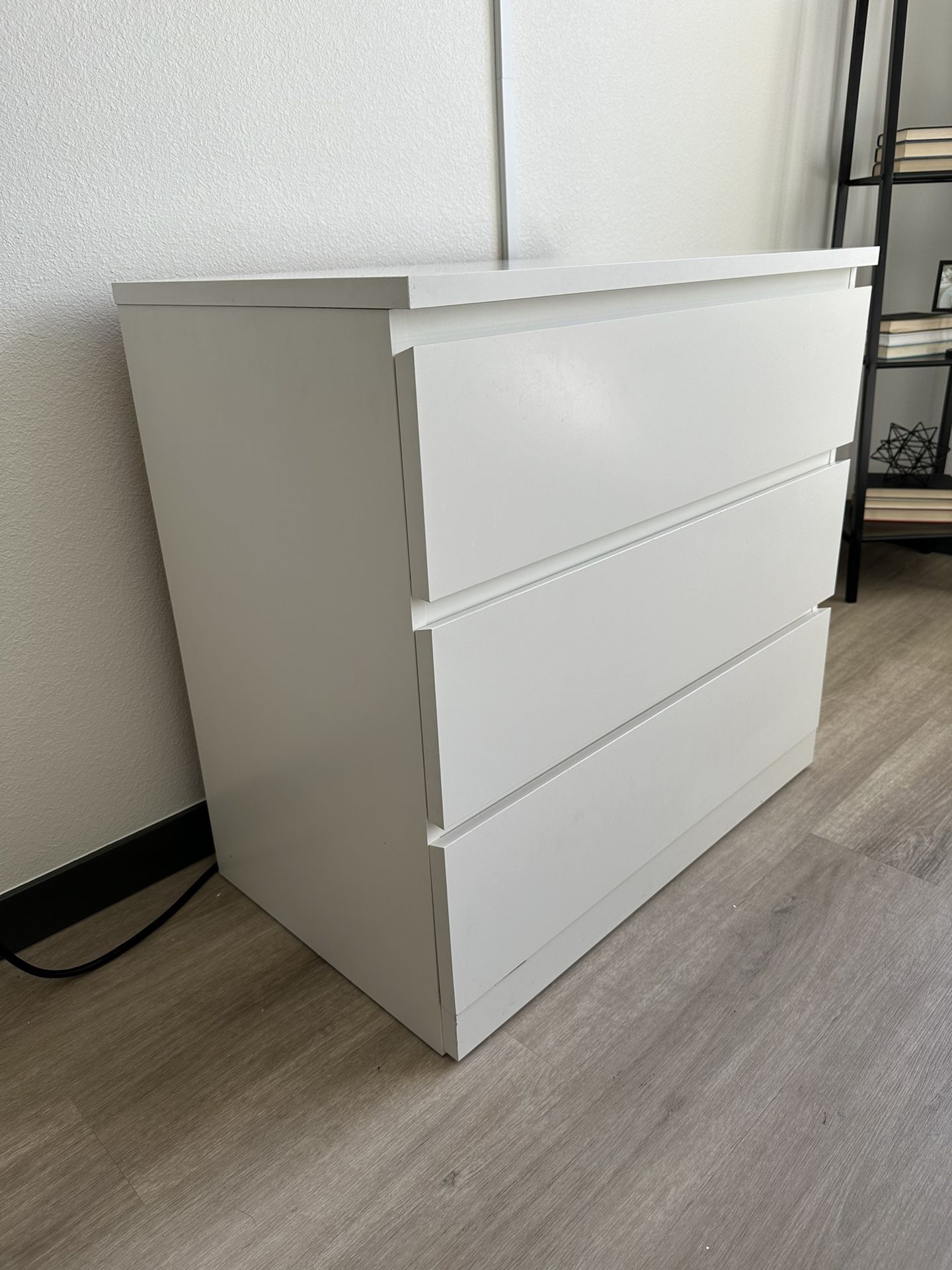 IKEA Malm Dresser for Sale in Scottsdale, AZ OfferUp