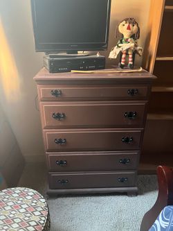 Dresser & desk all wood