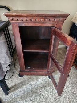 2 shelves nightstands