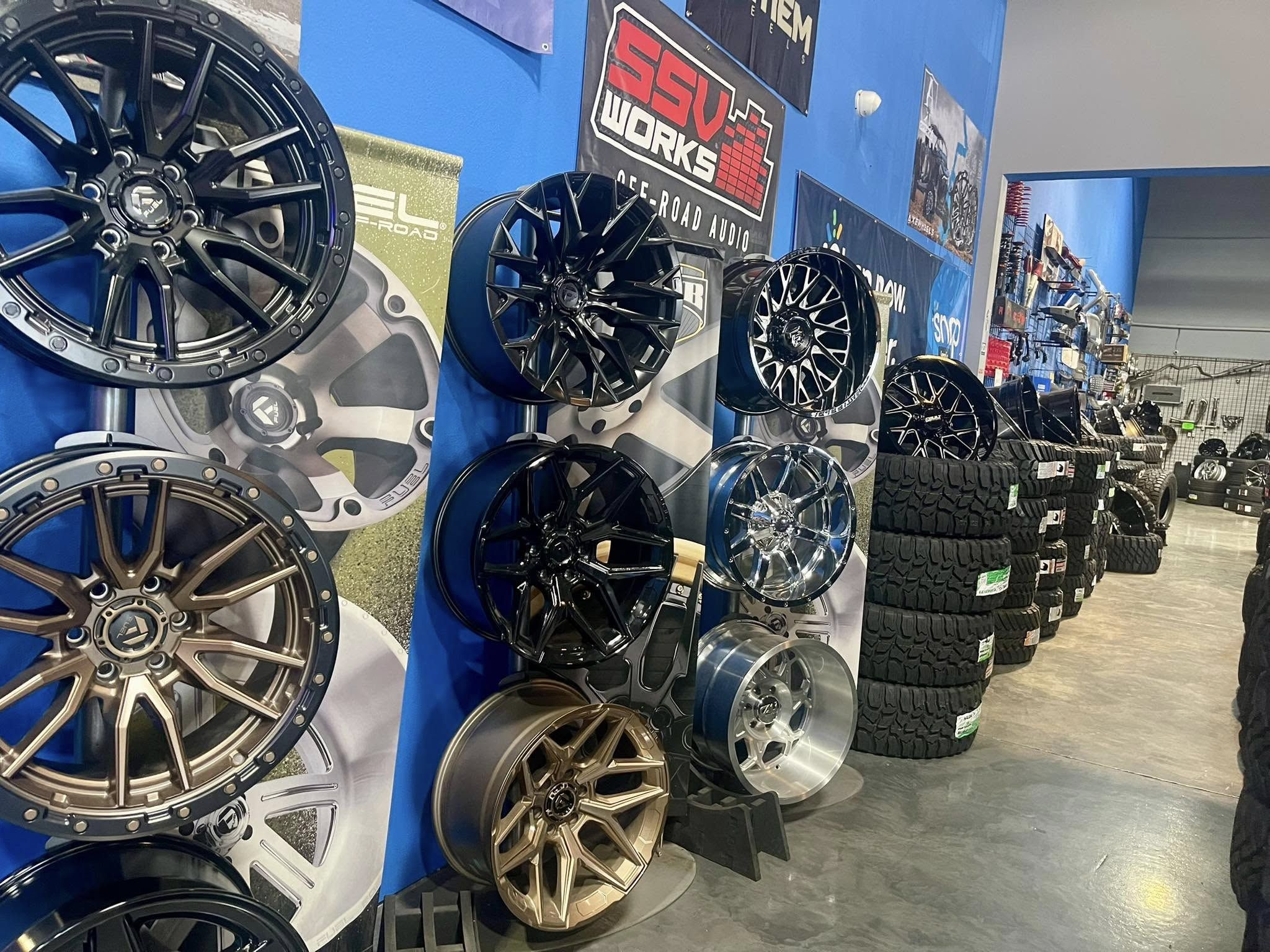 Car Truck Jeep Suv Utv Sxs Wheels Tires Lights Audio Accessories Installations (We Finance)
