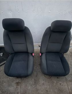 GM seat available GMC sierra 08