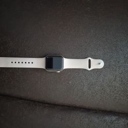 Apple Watch SE Pink
