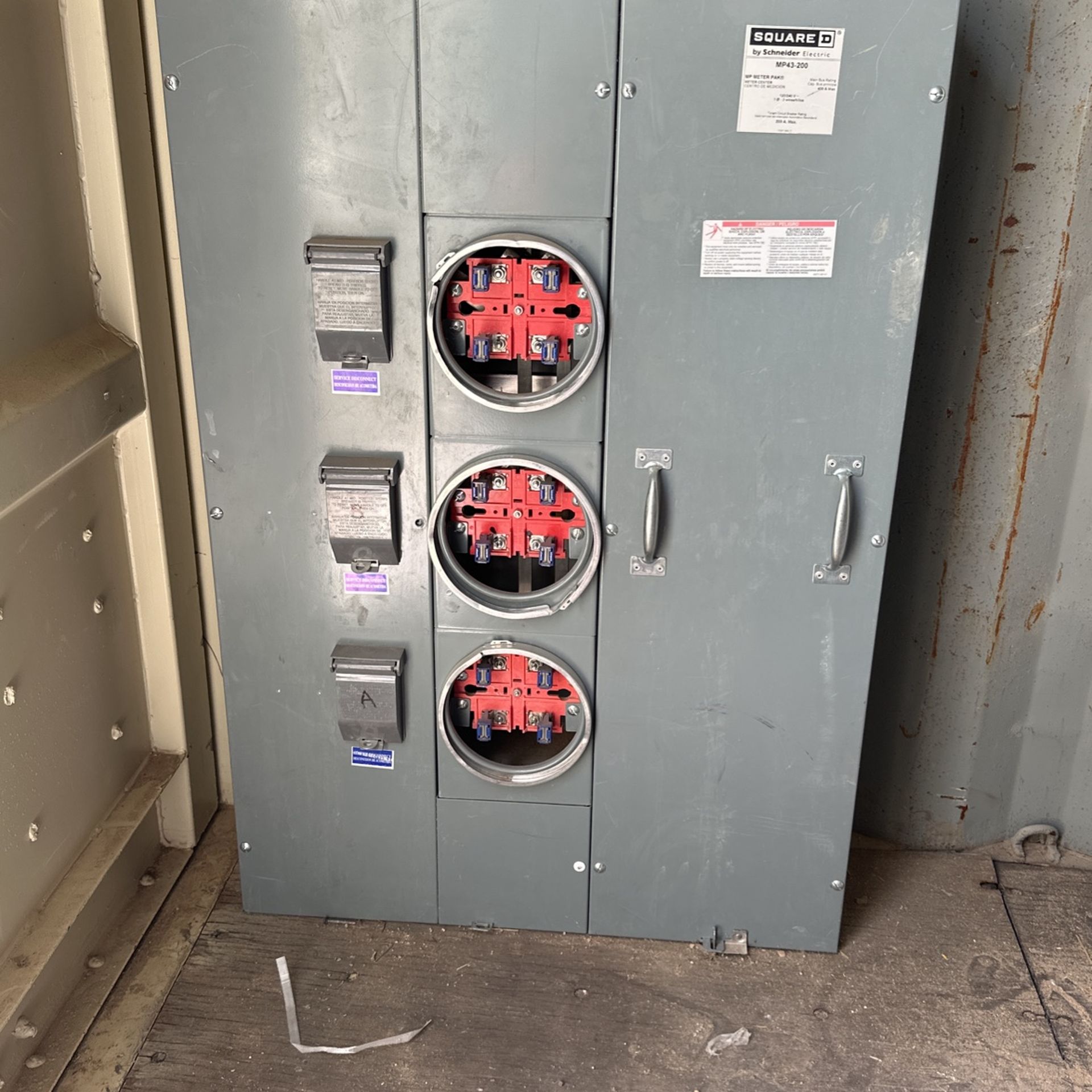 Electrical Panel Square D MP43-200 / Bus Principal 400AMP Max