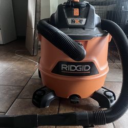 RIDGID VACUUM