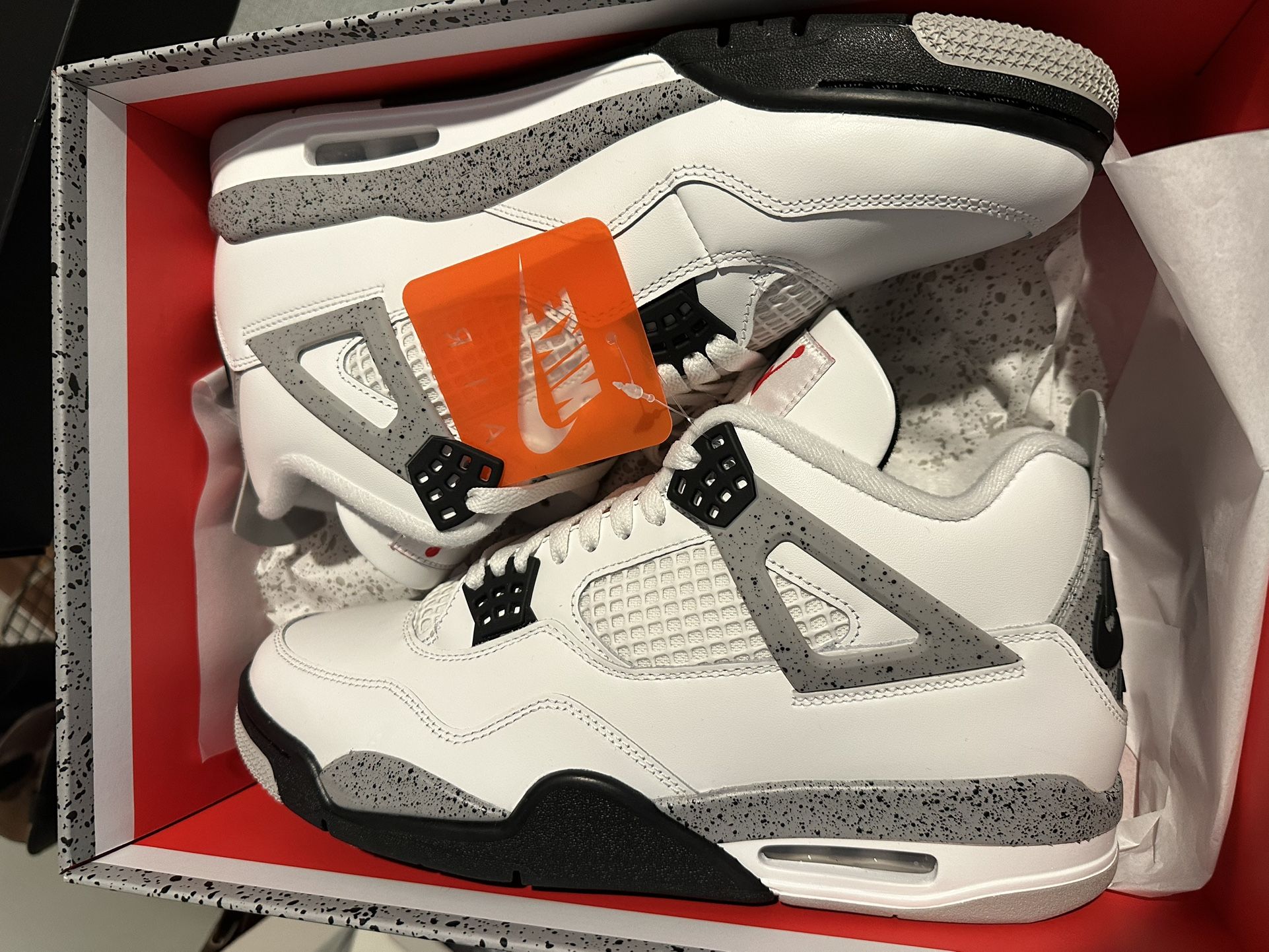 Jordan Retro 4