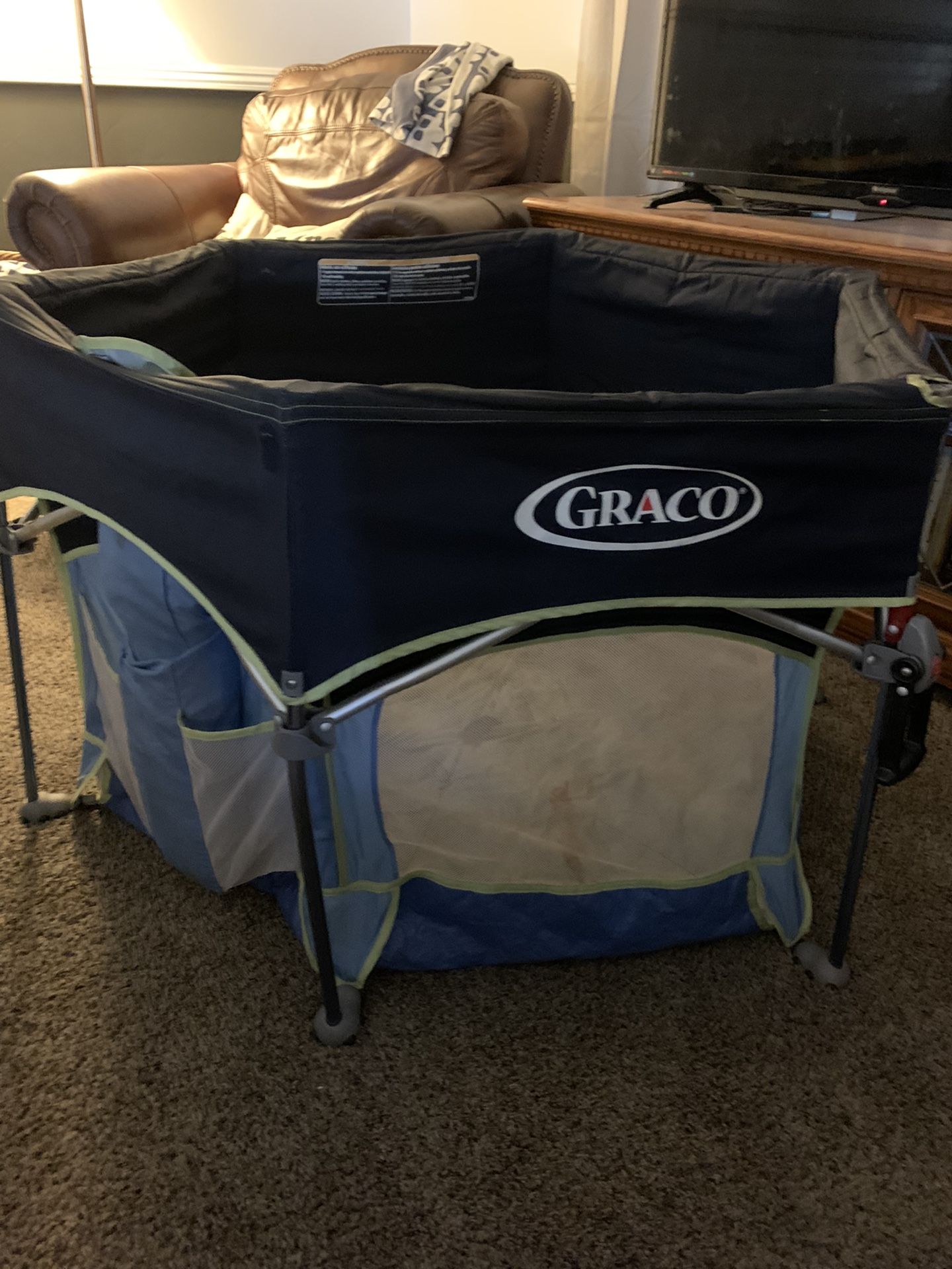 Graco Playpen for Sale in La Mesa, CA OfferUp