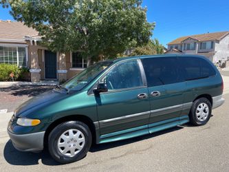 1996 Dodge Caravan