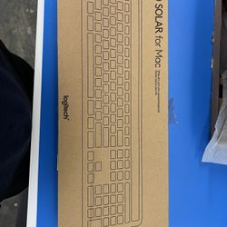 Logitech K750 SOLAR for Mac Wireless Keyboard