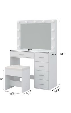 Vanity used needs new lights