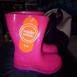Little Girls Wonder Nation Waterproof Slip Resistant Rain Boots Size 5/6