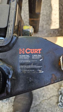Curt 10,000 lb weight distribution hitch
