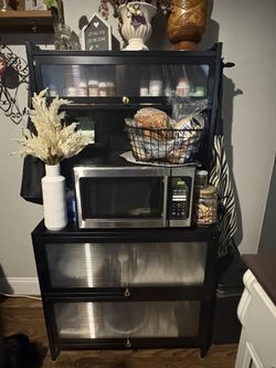 Kitchen Cabinet