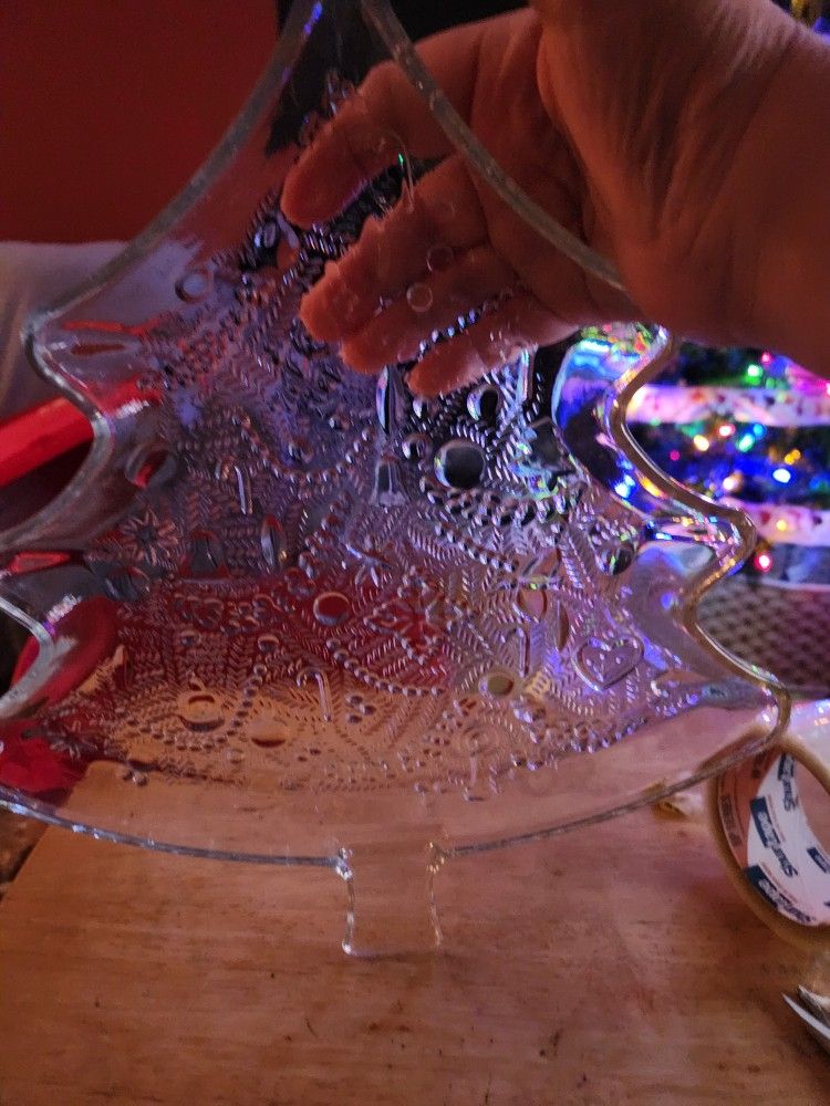 Beautiful Glass Christmas Tree Plate