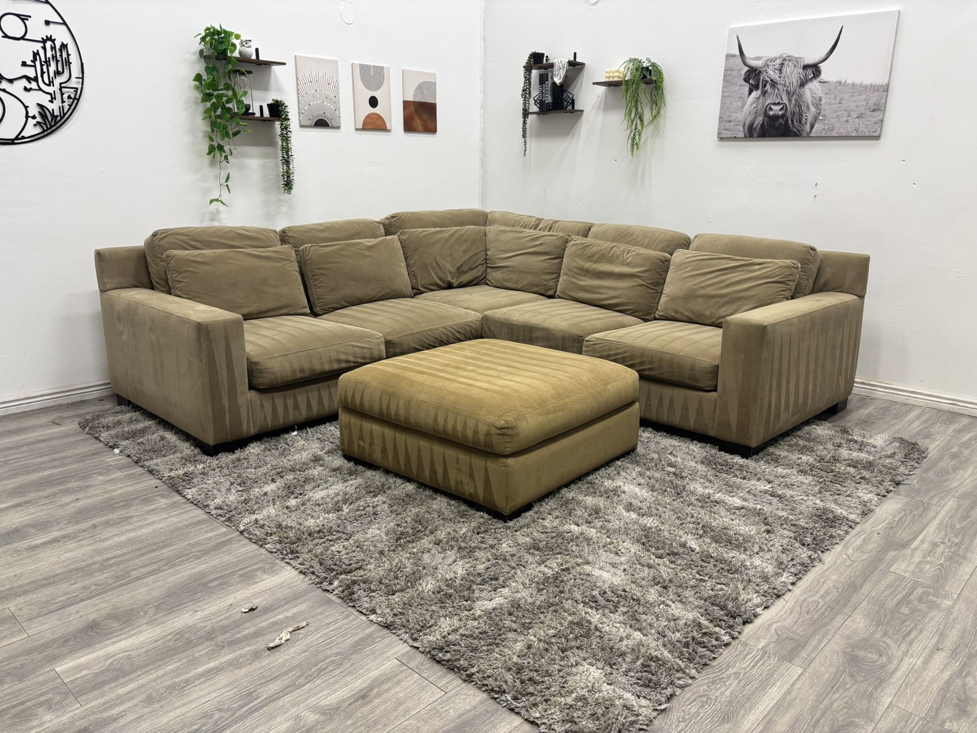 Sectional Couch - Free Delivery