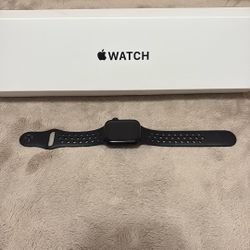 Apple Watch SE  - 40mm