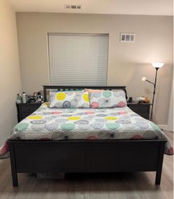 King Bed Set (Frame, Mattress, & Boxspring)