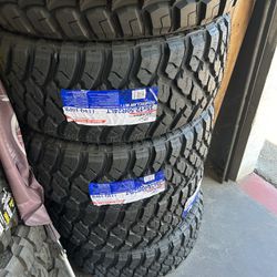 35X12.50R24 SET OF 4 MUD TIRES WITH INSTALLATION AND BALANCING 