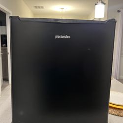 MINI REFRIGERATOR