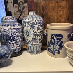 Bundle Of 5 Blue And White Decor