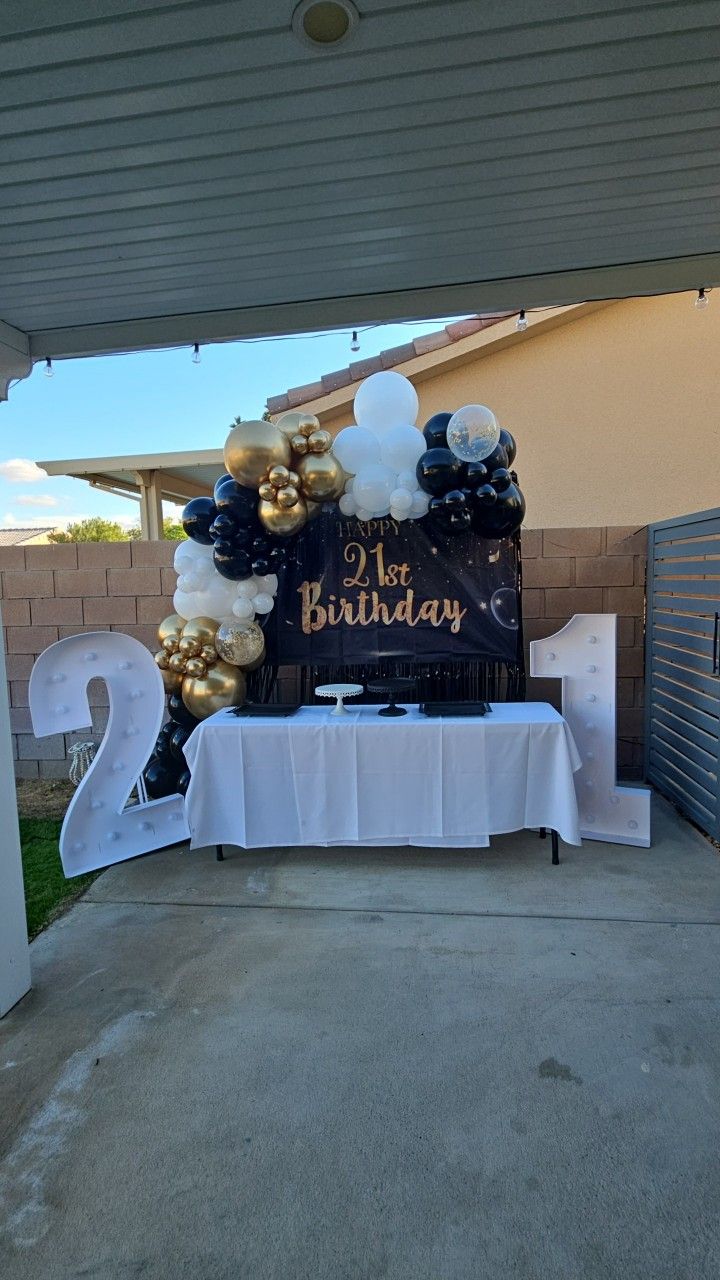 Balloon Garlands