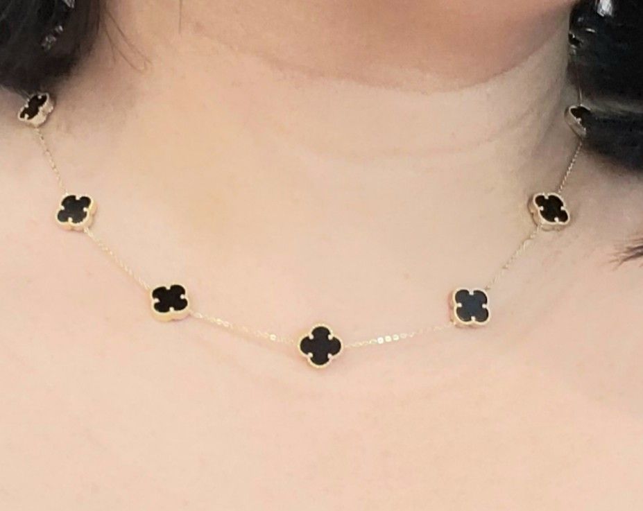 14K solid Gold 10 grams clover Necklaces 18"