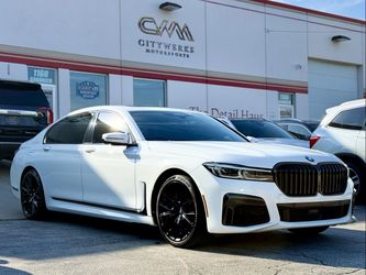 2021 BMW 750i