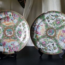 Lot of Two Antique Chinese Plates Decorated with People and Flowers