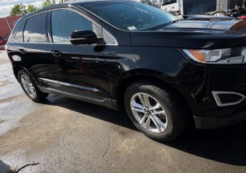2016 Ford Edge