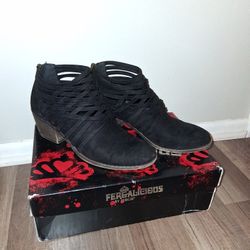 Fergaliciuos Fashion Boots 