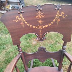 Antique Rocking Chairs 
