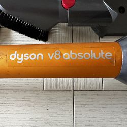 DYSON V8 Absolute Cordless Vacuum 