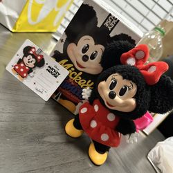 Mickey Family Keychain Plushie Minnie Mouse