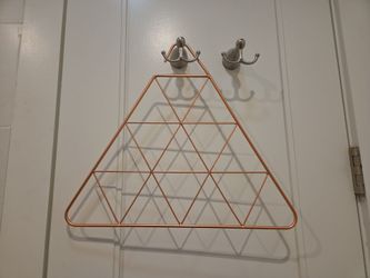 Scarf and accessories hanger